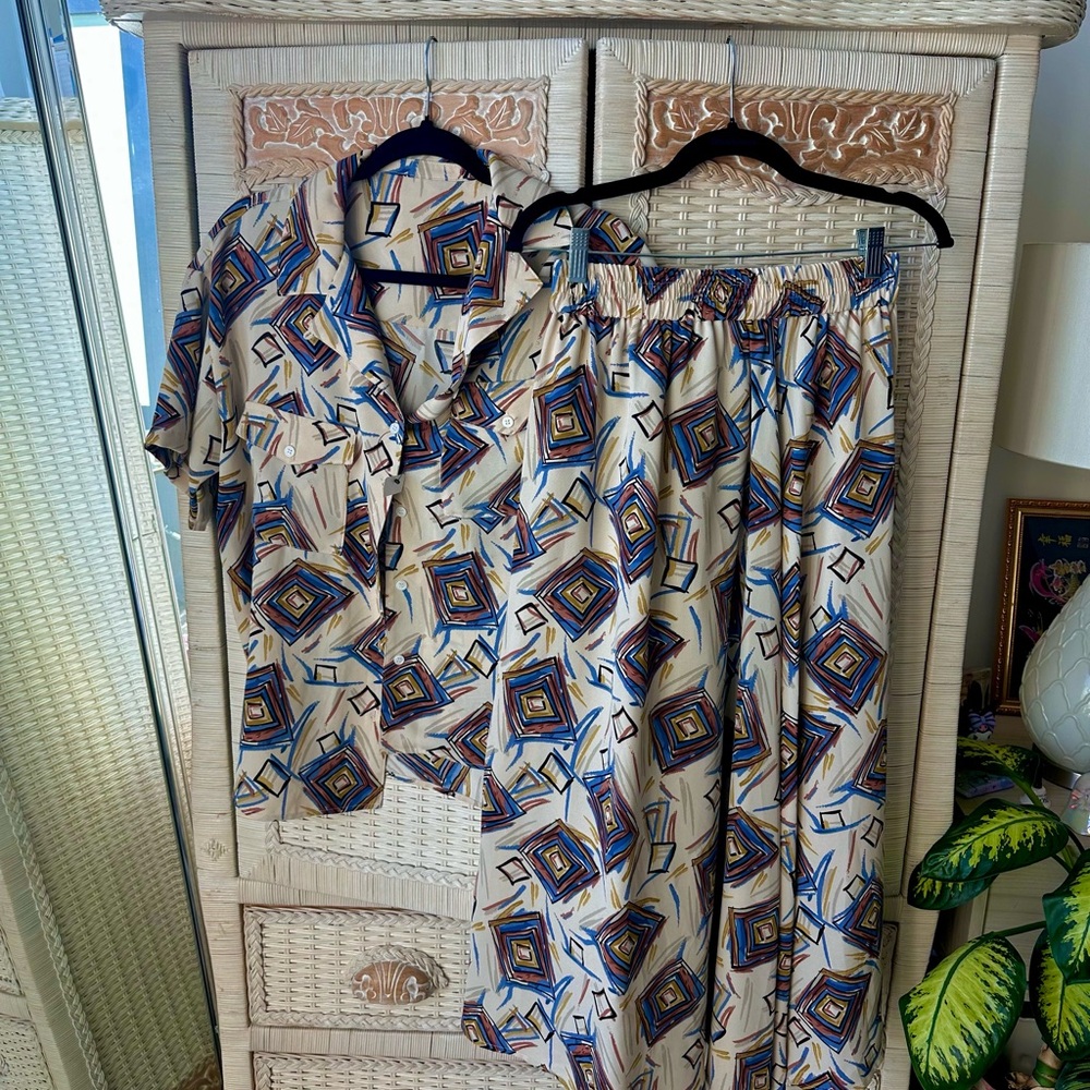 Geometric Patterned Set - image 1